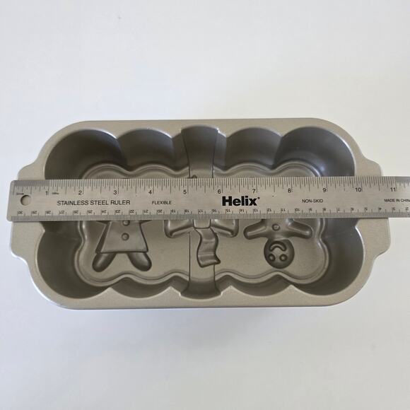 Nordic Ware Gingerbread Loaf Pan 454 g Aluminum Nonstick Holiday Bakeware USA - Picture 10 of 14